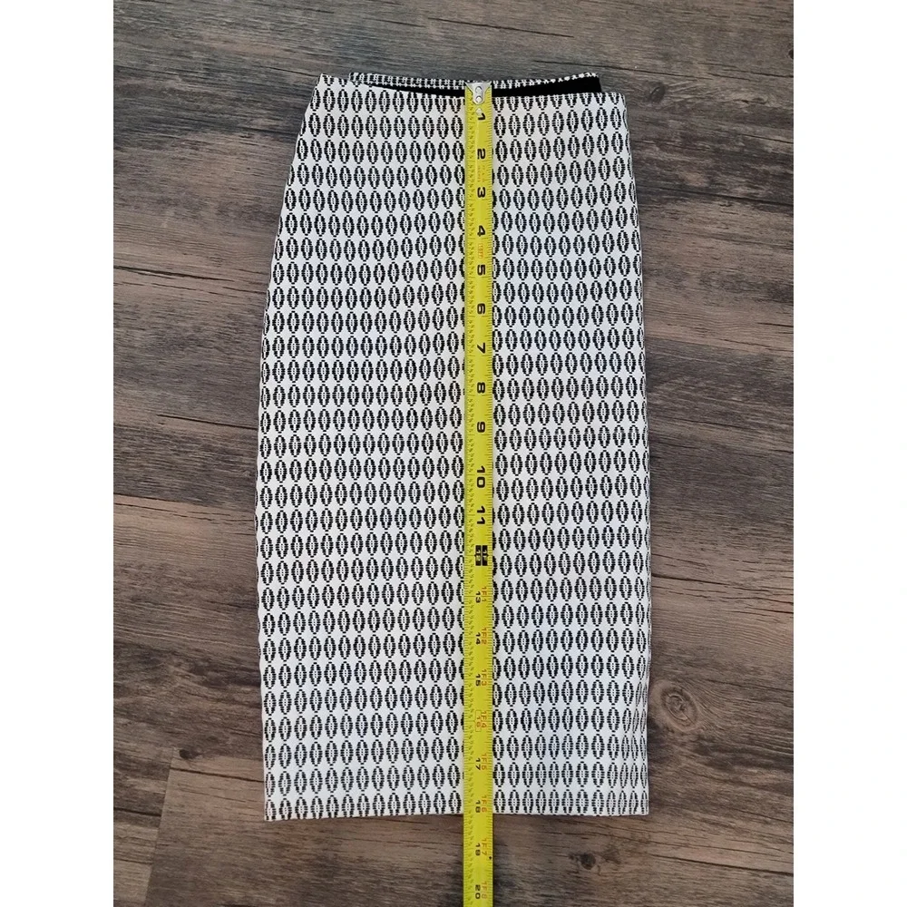 Ann Taylor Black White Geometric Oval Print Pencil Skirt Size‎ 4 Business Office